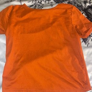 Tight fitting fall shirt